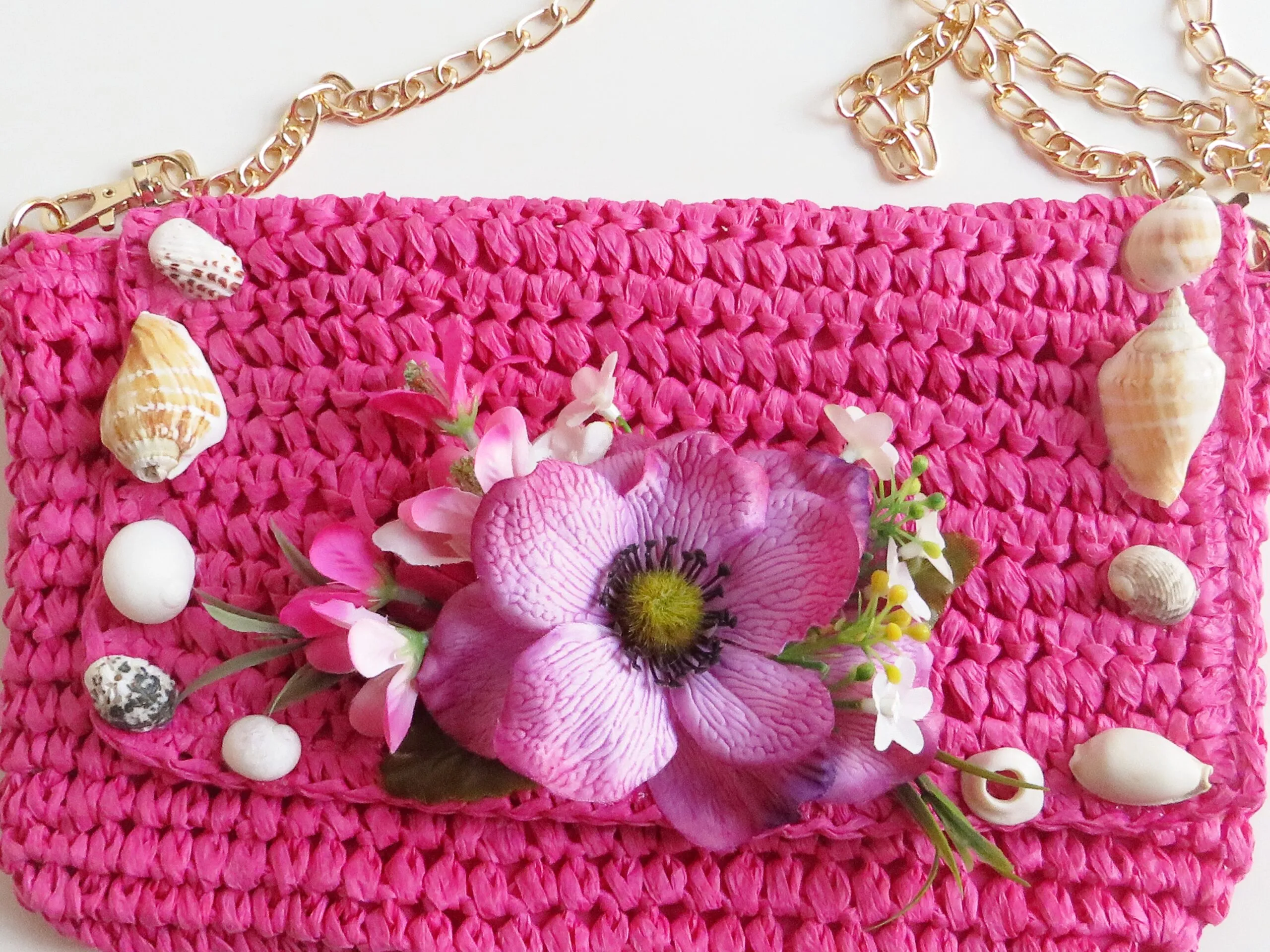 Borsa a Tracolla in Palma Nana con Fiori in Tessuto e Conchiglie