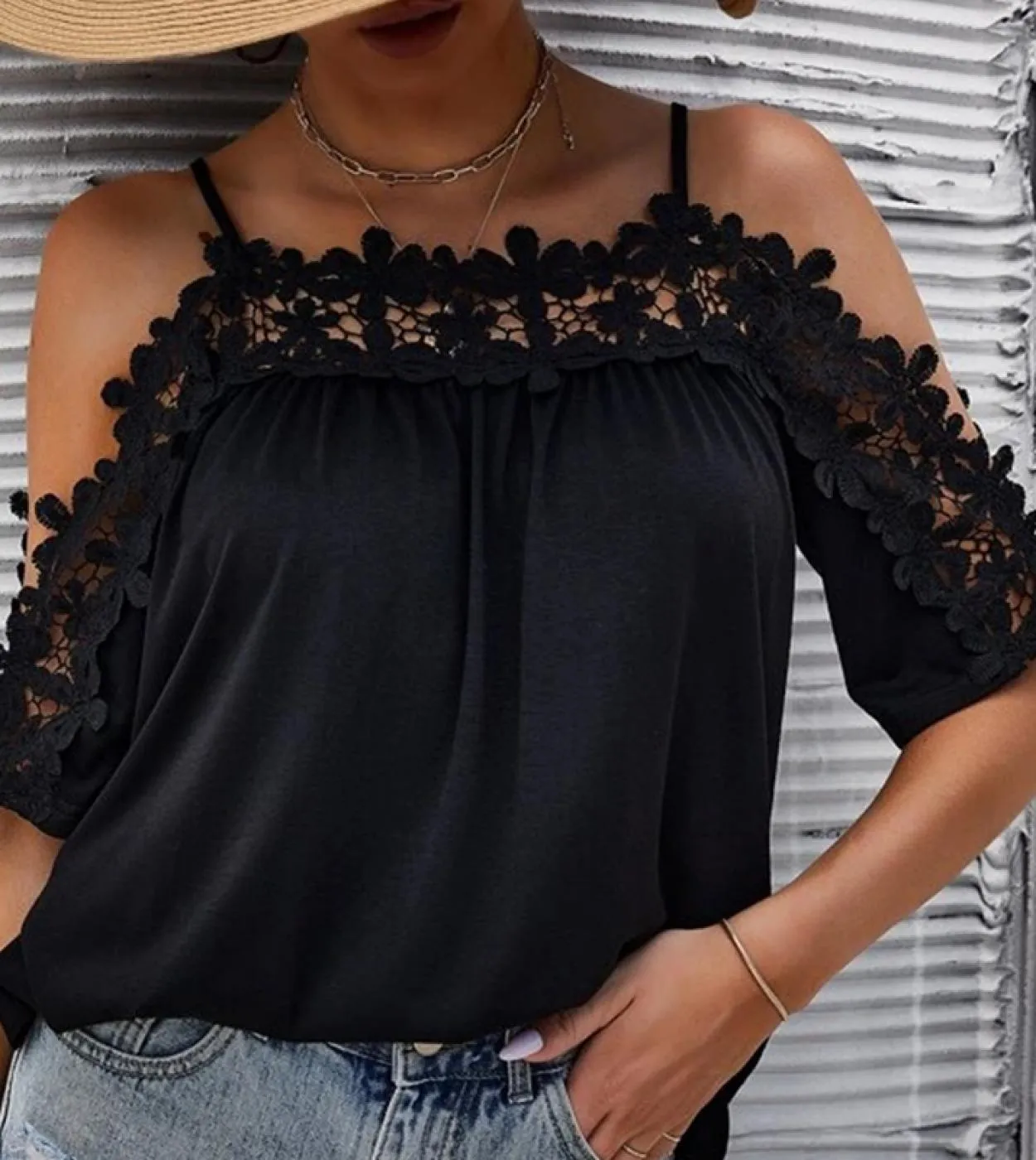 Camicetta in cotone con pizzo nero con spalle scoperte Camicetta da donna estiva a maniche corte con scollo a V manica corta all