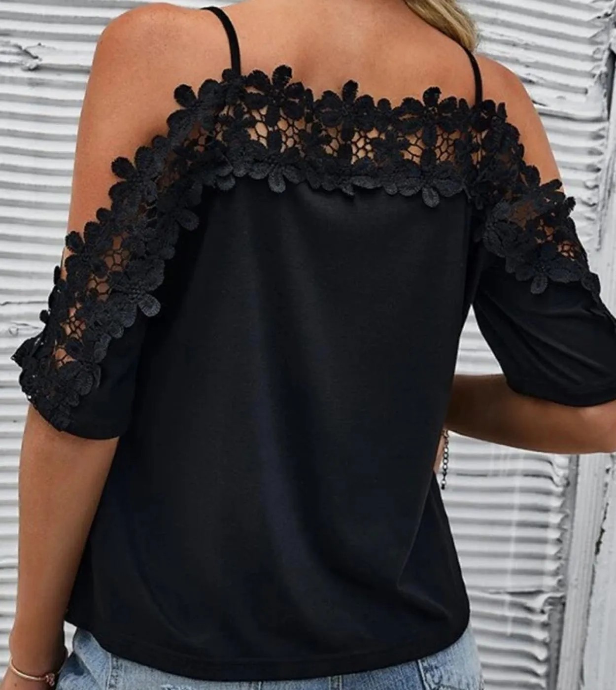 Camicetta in cotone con pizzo nero con spalle scoperte Camicetta da donna estiva a maniche corte con scollo a V manica corta all
