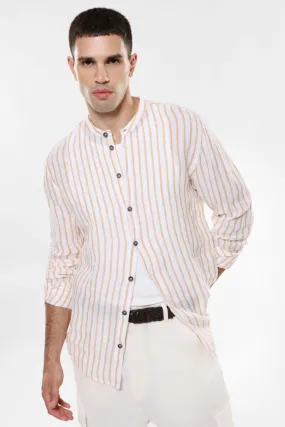 Camicia fantasia rigata in lino con bottoni a contrasto