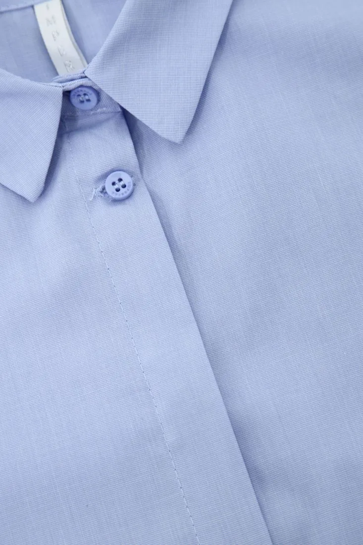 Camicia in puro cotone con orlo inferiore asimmetrico