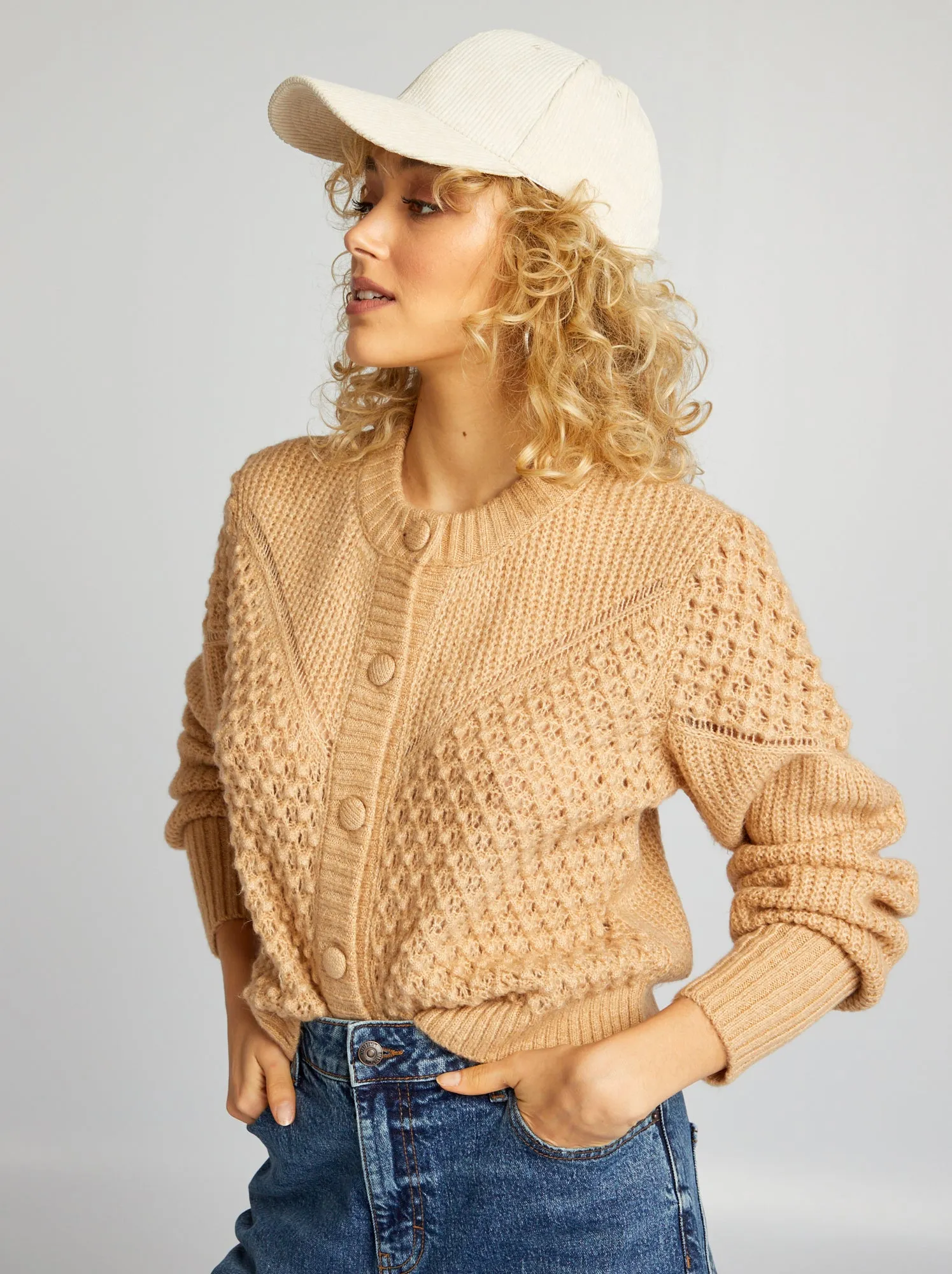 Cardigan in maglia soffice e fantasia - BEIGE