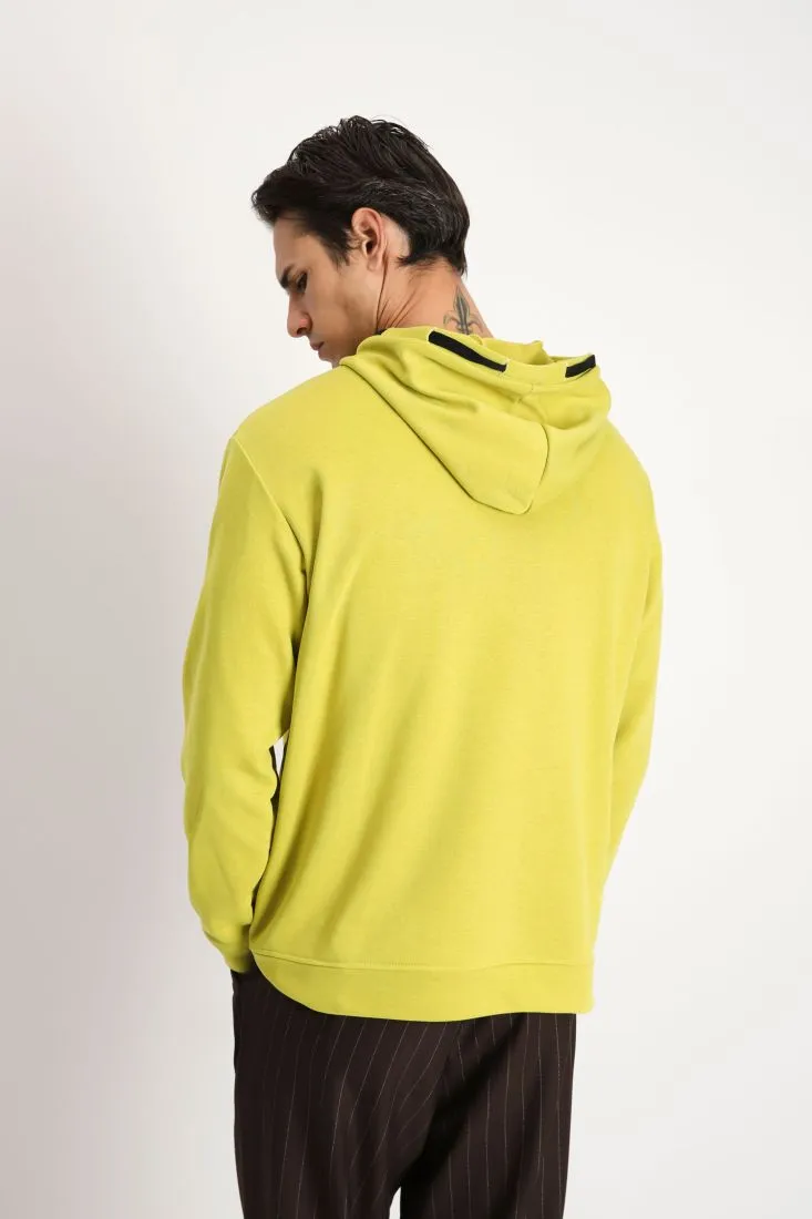 Felpa monocolour con cappuccio e tasca a marsupio
