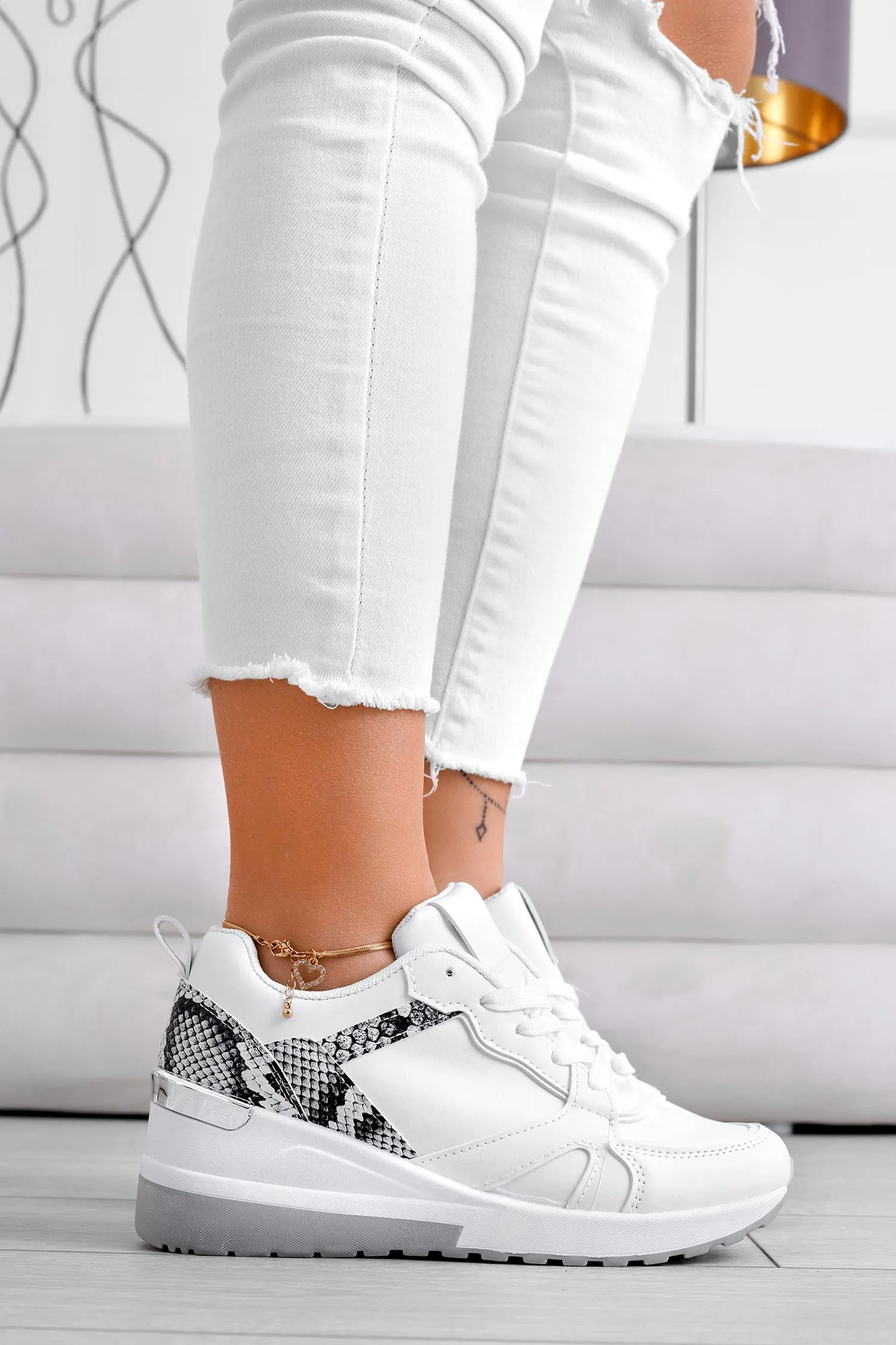 FRIENDS - Sneakers bianche con retro pitonato