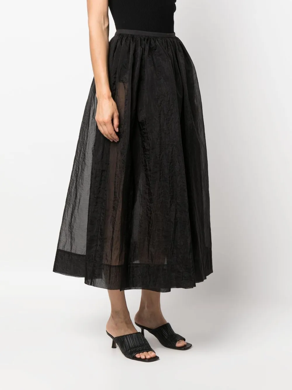 gonna in organza