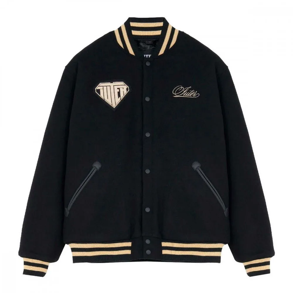 IUTER FAMILY VARSITY
