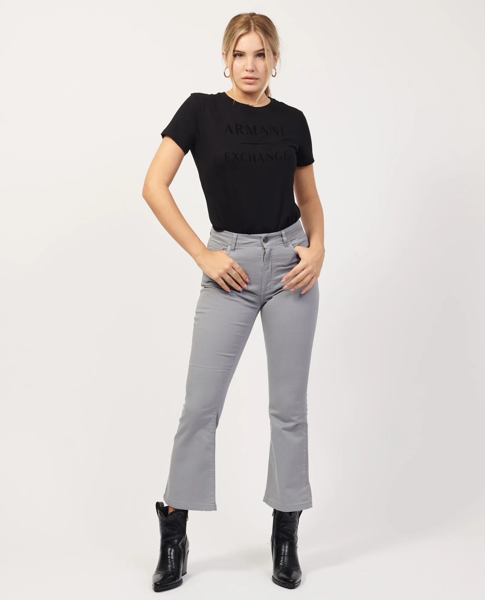 Jeans grigio Jijil modello cropped flare