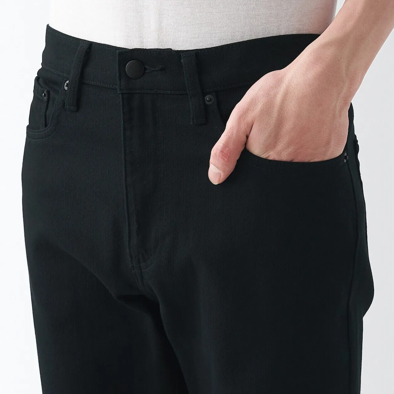 Jeans slim in denim elasticizzato Lunghezza gamba regolare SS23