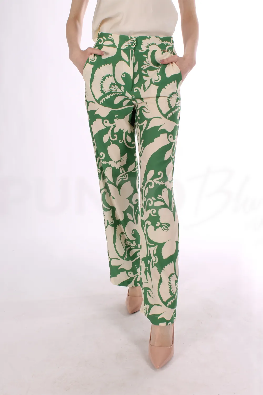 KOCCA | PANTALONI SVASATI CON FANTASIA FLOREALE - Punto Blu
