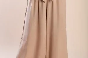 Pantaloni ampi in lino, beige