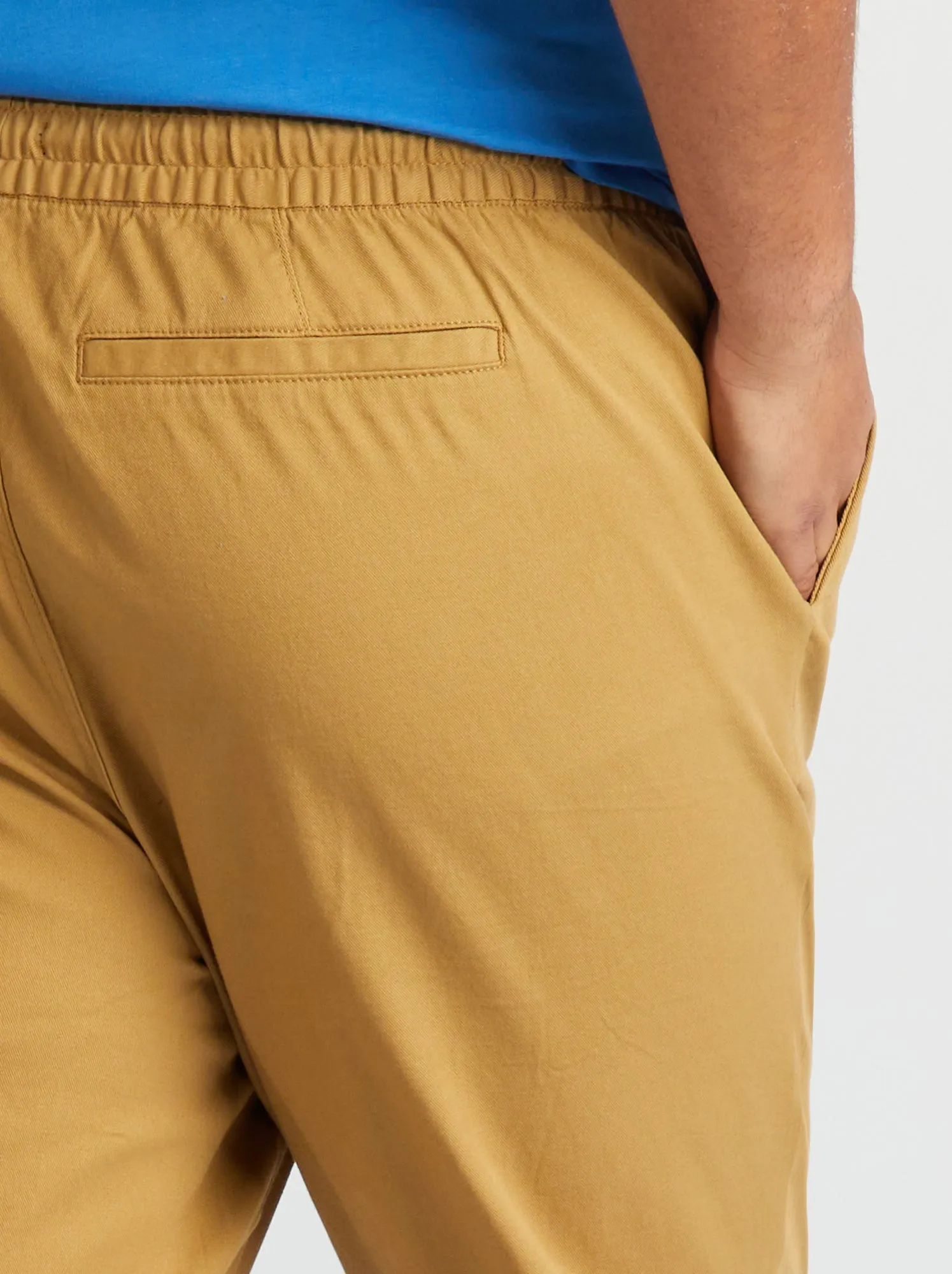 Pantaloni chino con vita elasticizzata - VERDE