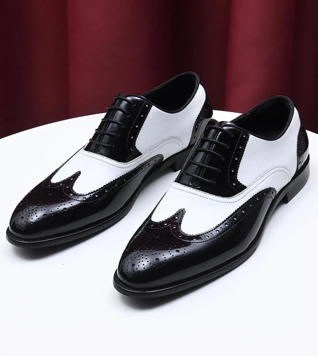 Scarpe Uomo Scarpe firmate di lusso Scarpe eleganti in pelle da uomo Genuine New Style Mens