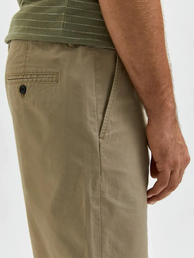 Shorts in Selected Cotton / Beige