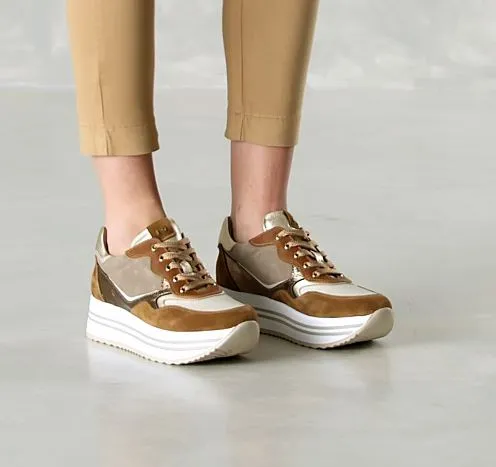 SNEAKERS CAMOSCIO E PELLE LUX