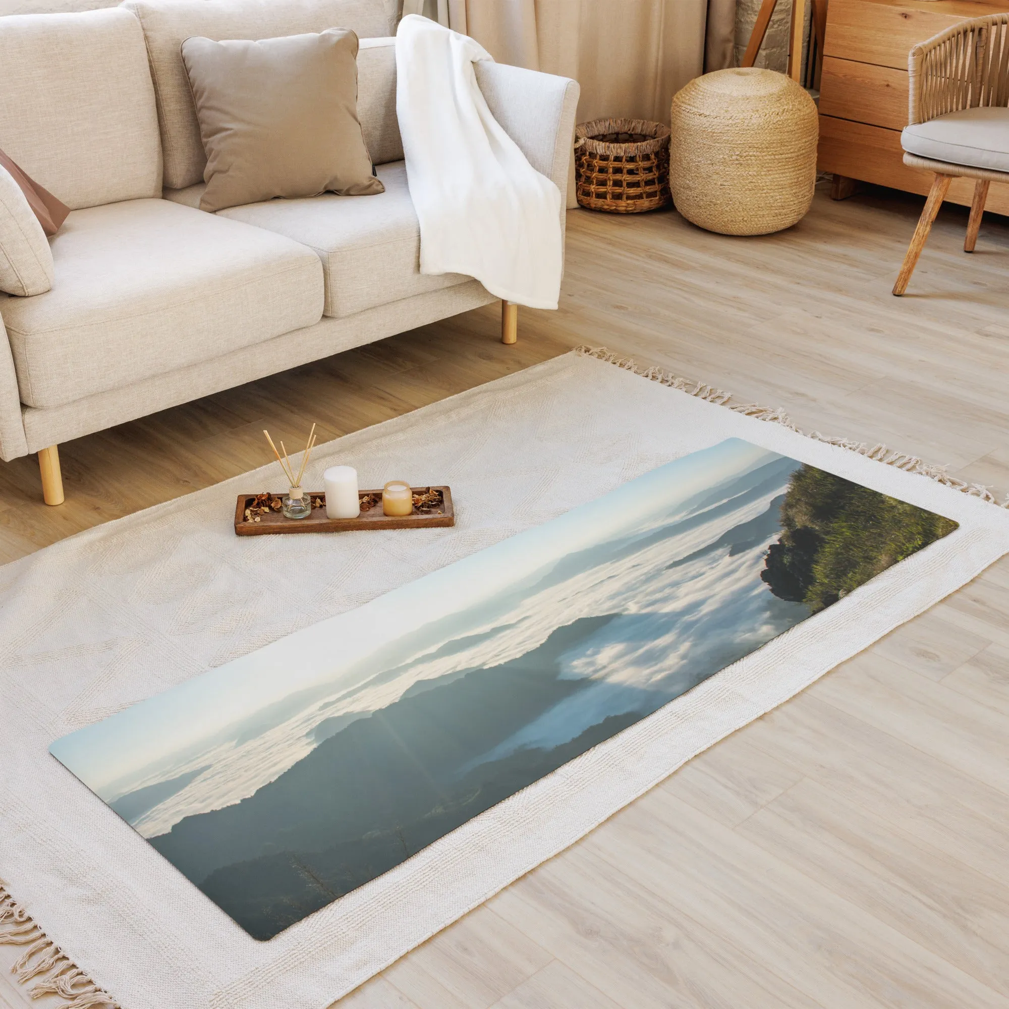 Tappetino per yoga con paesaggio visto dall'alto